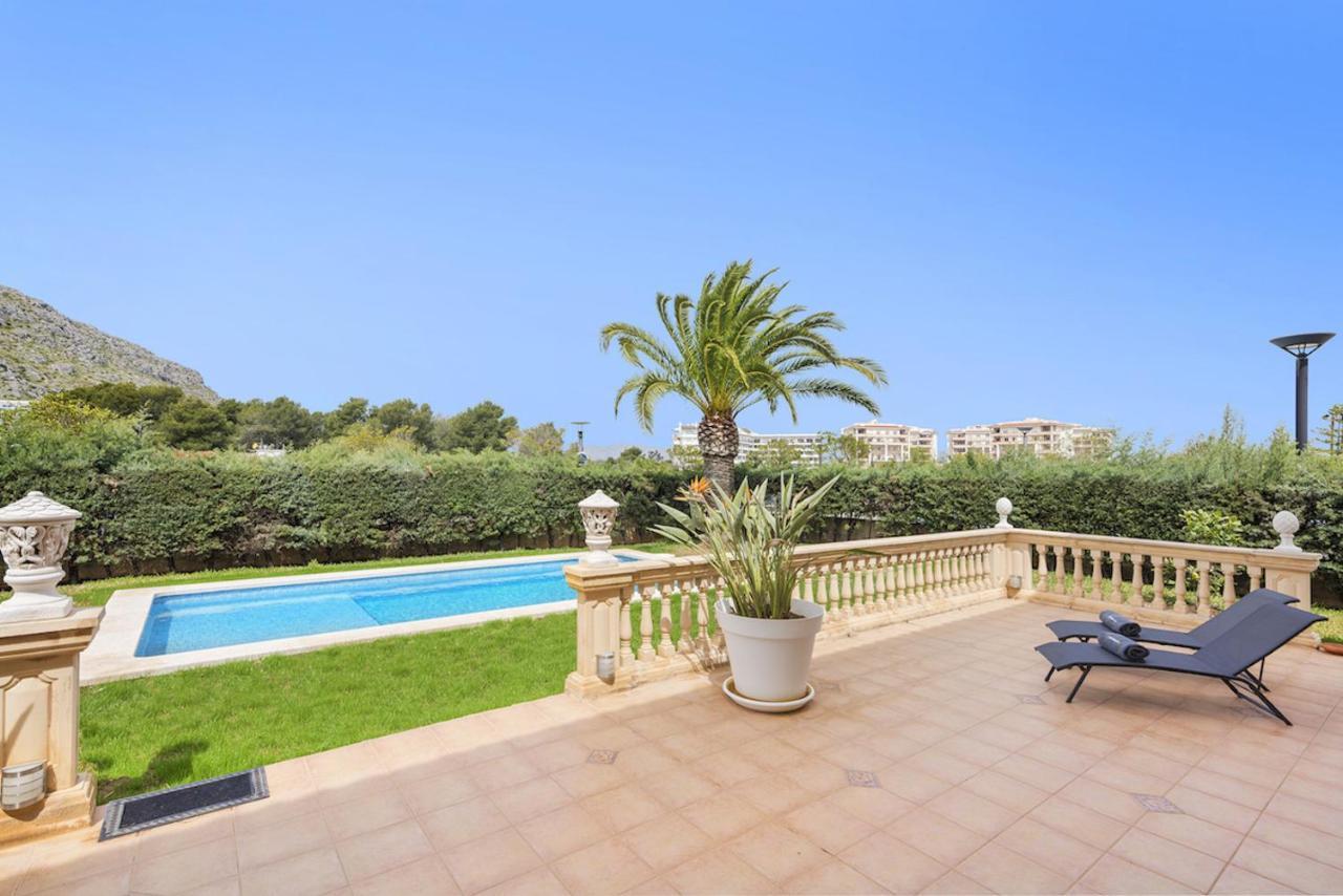 Villa Lago Villa *